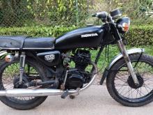 https://riyasewana.com/uploads/honda-cg125-2111481119342.jpg