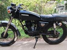 https://riyasewana.com/uploads/honda-cg125-2111485319034.jpg