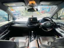 https://riyasewana.com/uploads/honda-ch-r-14827524172.jpg