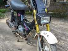 Honda Chaly 2000 Motorbike