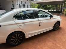 https://riyasewana.com/uploads/honda-city-1113804382.jpg