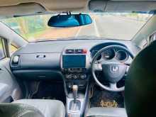 https://riyasewana.com/uploads/honda-city-12163230595.jpg