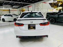 https://riyasewana.com/uploads/honda-city-1612040424413.jpg