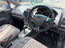 https://riyasewana.com/uploads/honda-city-29135601945.jpg
