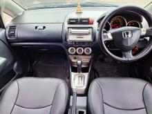 https://riyasewana.com/uploads/honda-city-310405917355.jpg