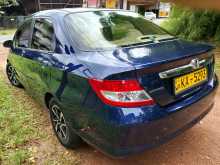 https://riyasewana.com/uploads/honda-city-fit-2003-2410274212952.jpg