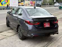 https://riyasewana.com/uploads/honda-city-rs-121315024162.jpg