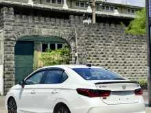 https://riyasewana.com/uploads/honda-city-rs-199272722293.jpg