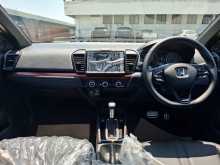 https://riyasewana.com/uploads/honda-city-rs-2025-2111403012153.jpg
