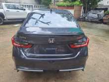 https://riyasewana.com/uploads/honda-city-rs-2025-2510481712183.jpg