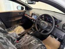 https://riyasewana.com/uploads/honda-city-rs-2025-2610474812733.jpg