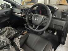 https://riyasewana.com/uploads/honda-city-rs-30105103614.jpg