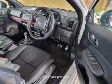 https://riyasewana.com/uploads/honda-city-rs-turbo-1017220853.jpg