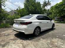 https://riyasewana.com/uploads/honda-city-sv-7165418593.jpg