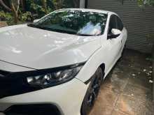 https://riyasewana.com/uploads/honda-civic-2017-216041812233.jpg