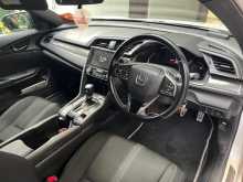 https://riyasewana.com/uploads/honda-civic-2017-226090212614.jpg