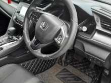 https://riyasewana.com/uploads/honda-civic-2017-2519035312254.jpg