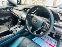 https://riyasewana.com/uploads/honda-civic-2018-1510583512214.jpg
