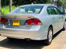 https://riyasewana.com/uploads/honda-civic-4122800164.jpg