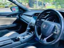 https://riyasewana.com/uploads/honda-civic-4155823216.jpg