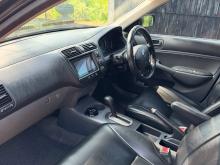 https://riyasewana.com/uploads/honda-civic-es-2015342117765.jpg