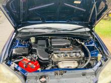 https://riyasewana.com/uploads/honda-civic-es8-2713170424231.jpg