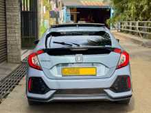https://riyasewana.com/uploads/honda-civic-ex-2017-1817024212222.jpg