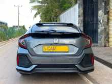 https://riyasewana.com/uploads/honda-civic-ex-2017-412252012473.jpg