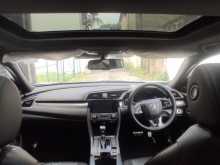 https://riyasewana.com/uploads/honda-civic-ex-2017-611440912632.jpg