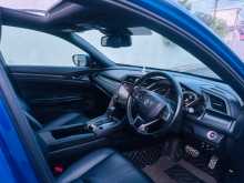 https://riyasewana.com/uploads/honda-civic-ex-2018-120105912433.jpg