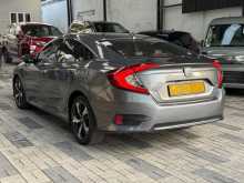 https://riyasewana.com/uploads/honda-civic-ex-2018-16544012563.jpg