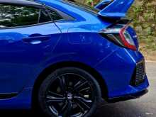 https://riyasewana.com/uploads/honda-civic-ex-2018-2423305412662.jpg