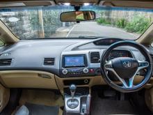 https://riyasewana.com/uploads/honda-civic-fd1-1218345917096.jpg
