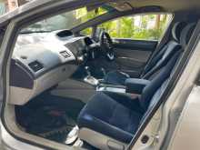 https://riyasewana.com/uploads/honda-civic-fd4-10103308465.jpg