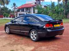 https://riyasewana.com/uploads/honda-civic-fd4-10121340713.jpg