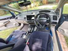 https://riyasewana.com/uploads/honda-civic-fd4-5132414334.jpg