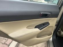 https://riyasewana.com/uploads/honda-civic-fd4-66145017436.jpg