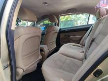 https://riyasewana.com/uploads/honda-civic-fd4-7927396964.jpg