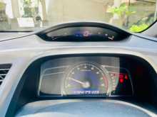 https://riyasewana.com/uploads/honda-civic-fd4-9172024494.jpg