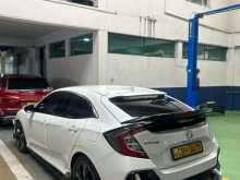 https://riyasewana.com/uploads/honda-civic-fk6-18111715582.jpg