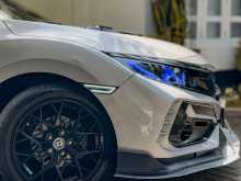 https://riyasewana.com/uploads/honda-civic-fk6-2017-421453812394.jpg