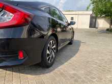 https://riyasewana.com/uploads/honda-civic-sedan-2016-512580512824.jpg