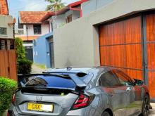 https://riyasewana.com/uploads/honda-civic-sr-179184724451.jpg