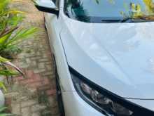 https://riyasewana.com/uploads/honda-civic-sr-2018-28265012314.jpg