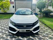 https://riyasewana.com/uploads/honda-civic-sr-2018-711432712342.jpg