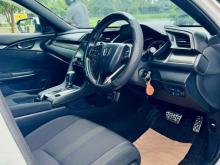 https://riyasewana.com/uploads/honda-civic-sr-51137286886.jpg