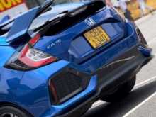 https://riyasewana.com/uploads/honda-civic-sr-691559493.jpg