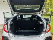 https://riyasewana.com/uploads/honda-civic-tec-148393924063.jpg