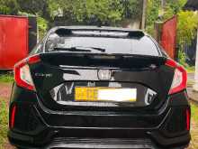 https://riyasewana.com/uploads/honda-civic-tech-2018-513225912442.jpg