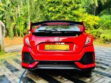 https://riyasewana.com/uploads/honda-civic-techpack-2018-1010271012442.jpg
